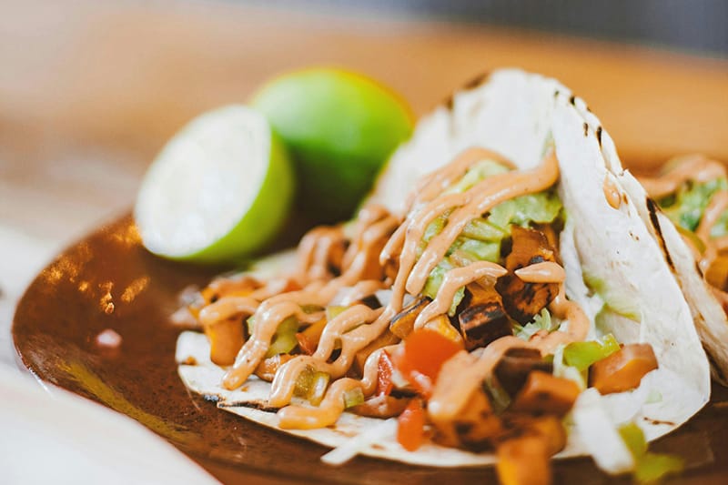 mohthasim-shaik-0BL1VkACcqg-unsplash Tacos